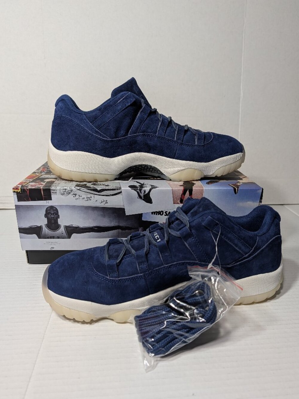 Air Jordan 11 Retro Low RE2PECT Derek Jeter Size 12 NEW - Style AV2187-441